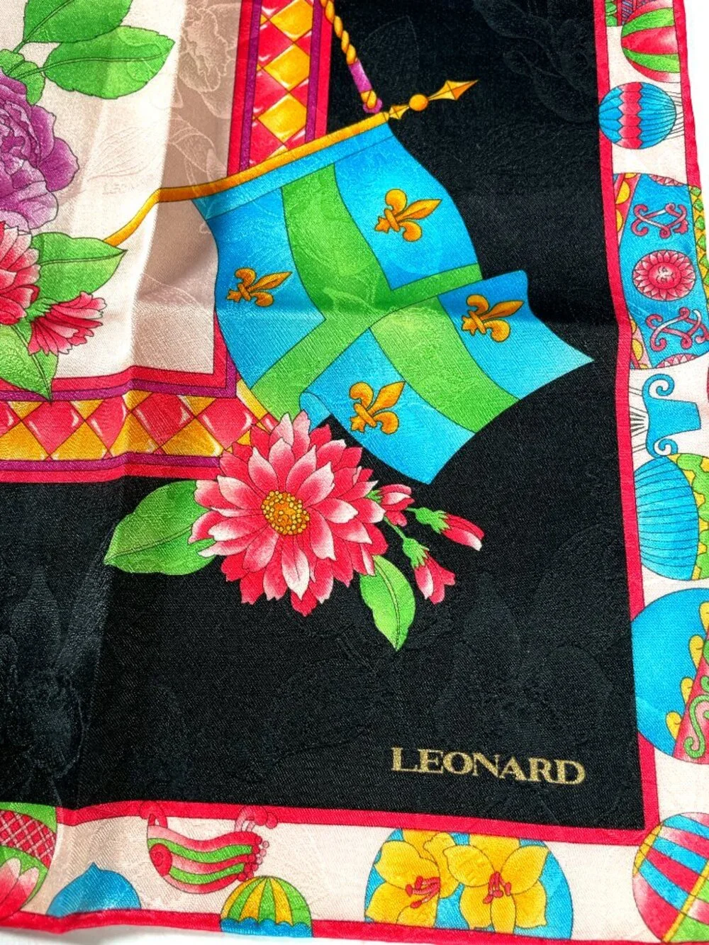Leonard Vintage Silk Scarf – Floral Hot Air Balloon Motif